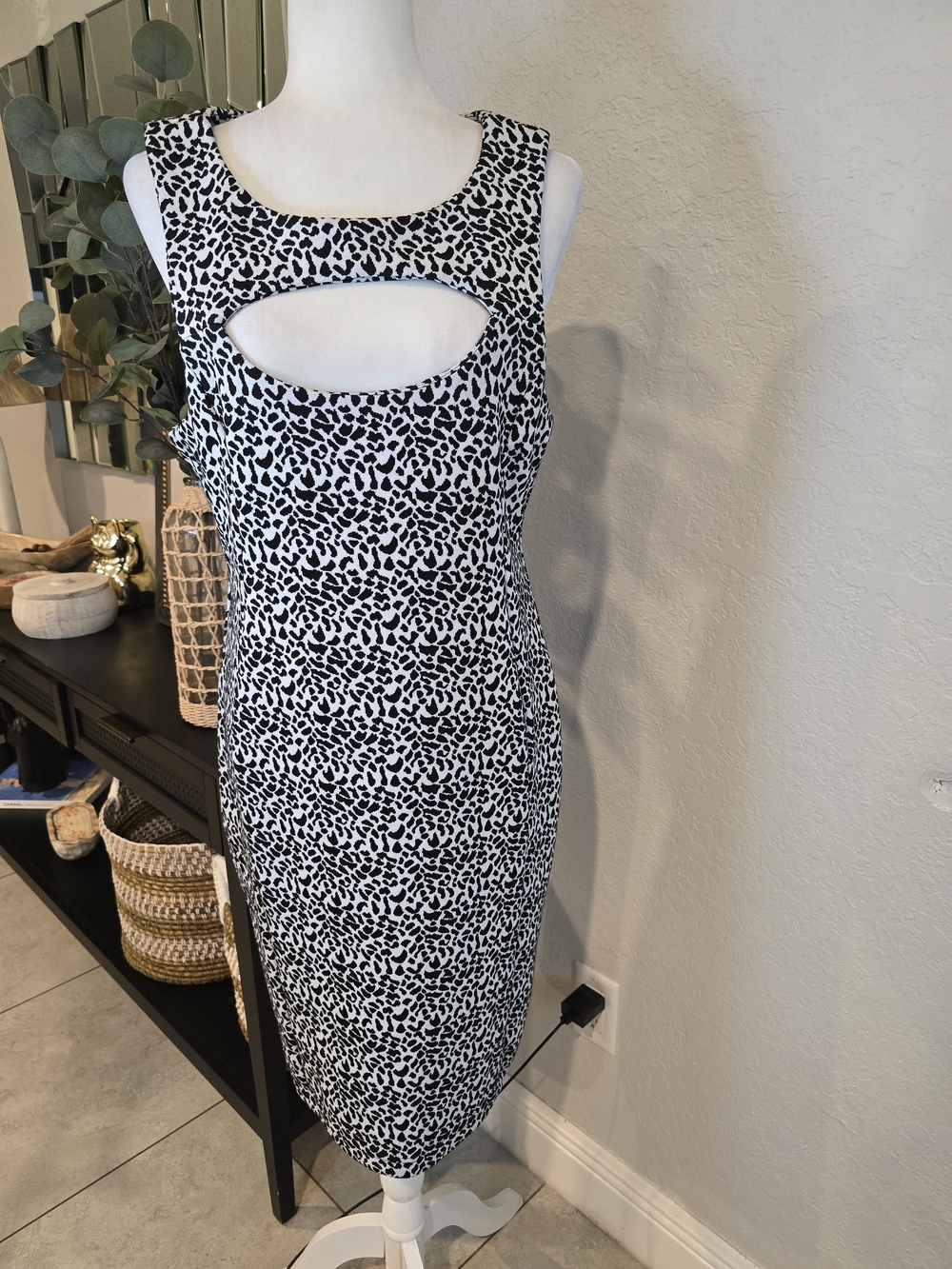 Kardashian Kollection Black & White Cutout Sheath Dress